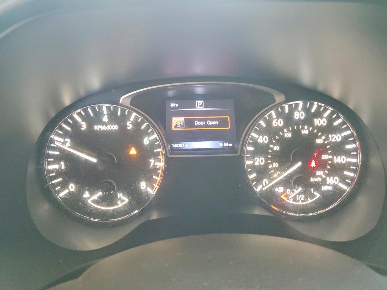 2016 Nissan Pathfinder Sv - zdjęcie 9