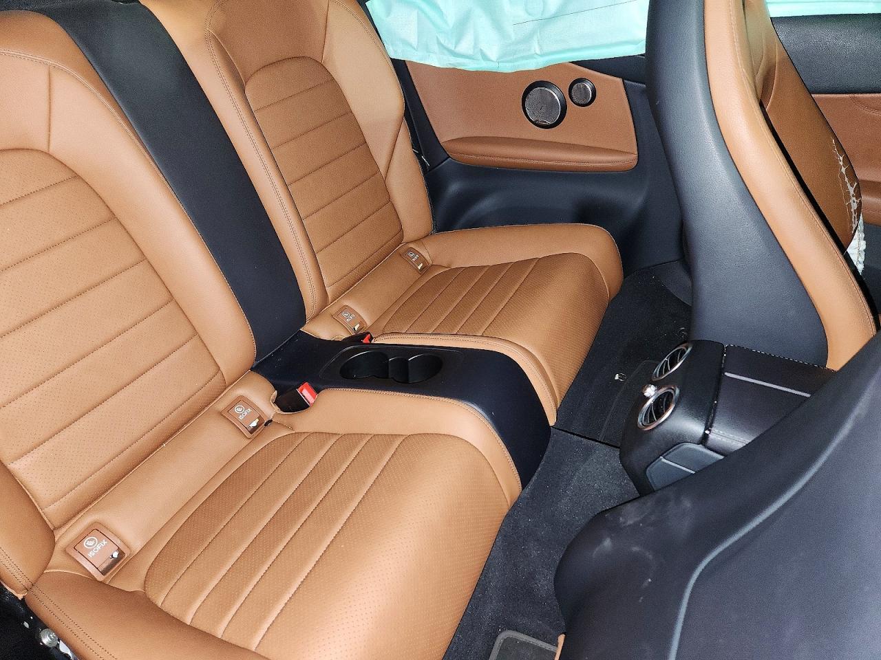 2017 Mercedes-Benz C 300 - zdjęcie 11