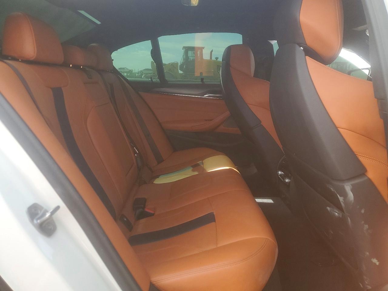 2019 BMW M5 - zdjęcie 10