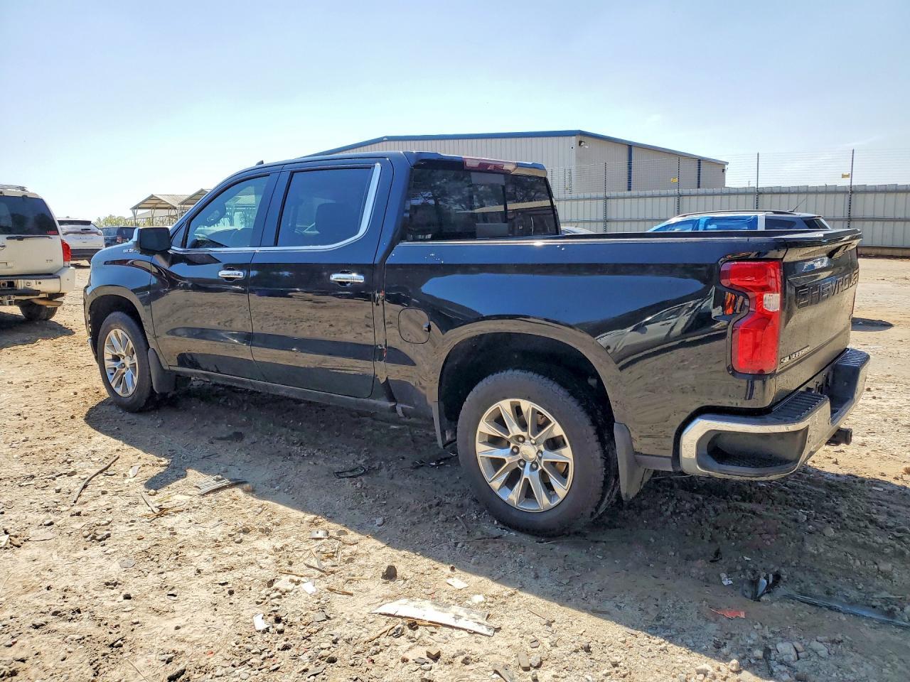 2019 Chevrolet Silverado C1500 Ltz - zdjęcie 2