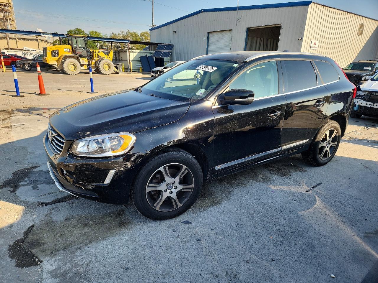 2015 Volvo Xc60 T6 Premier - zdjęcie główne