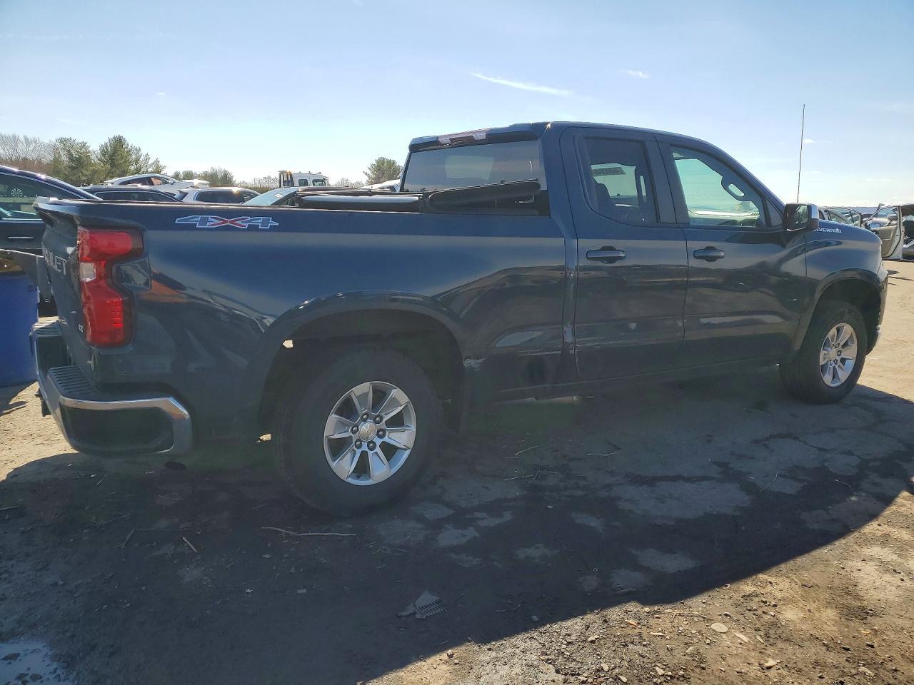 2020 Chevrolet Silverado K1500 Lt - zdjęcie 3