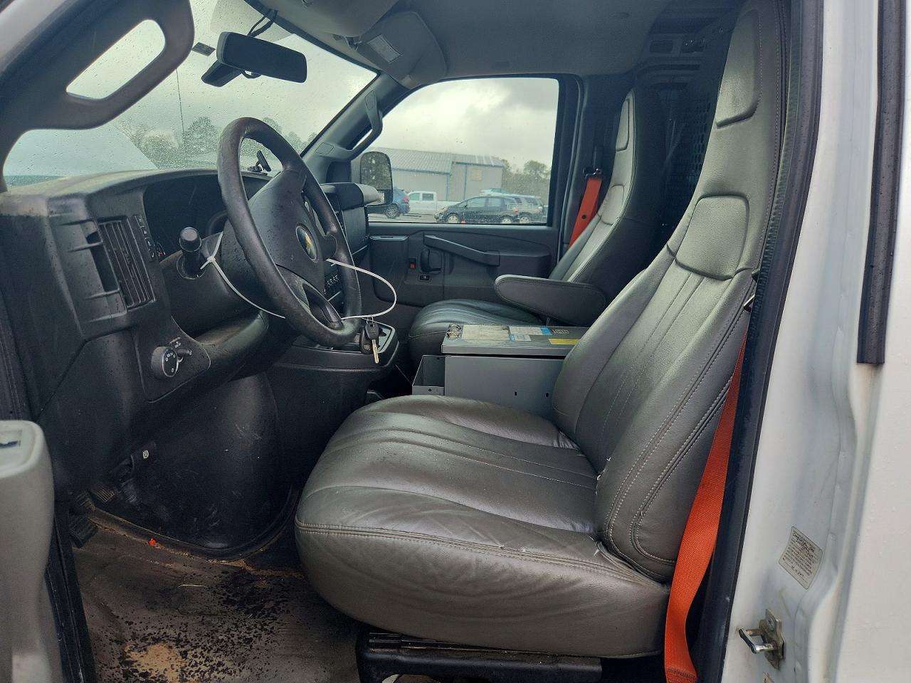 2017 Chevrolet Express G2500 - zdjęcie 7