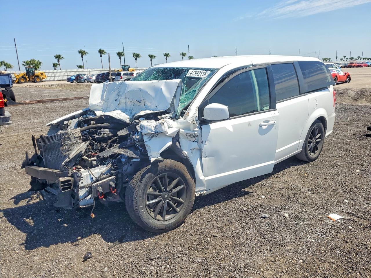 2019 Dodge Grand Caravan Gt - zdjęcie główne