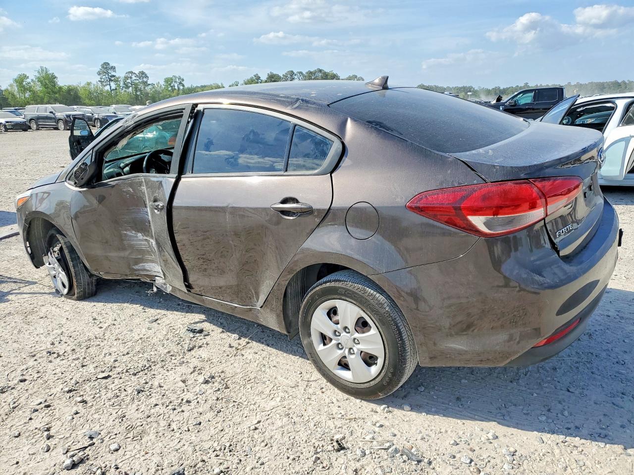 2017 Kia Forte Lx - zdjęcie 2