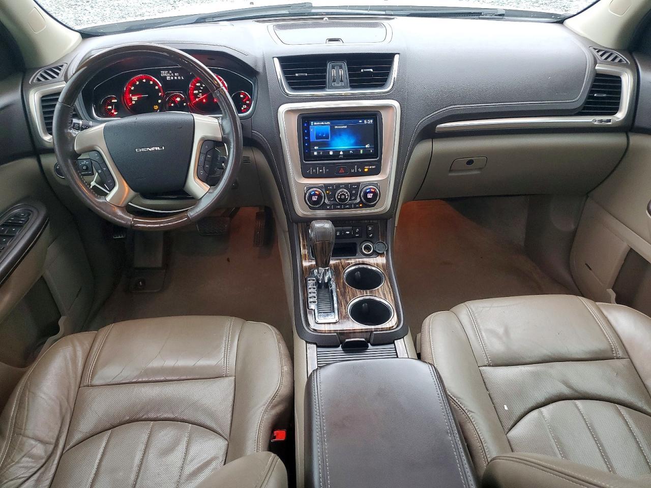 2014 GMC Acadia Denali - zdjęcie 8