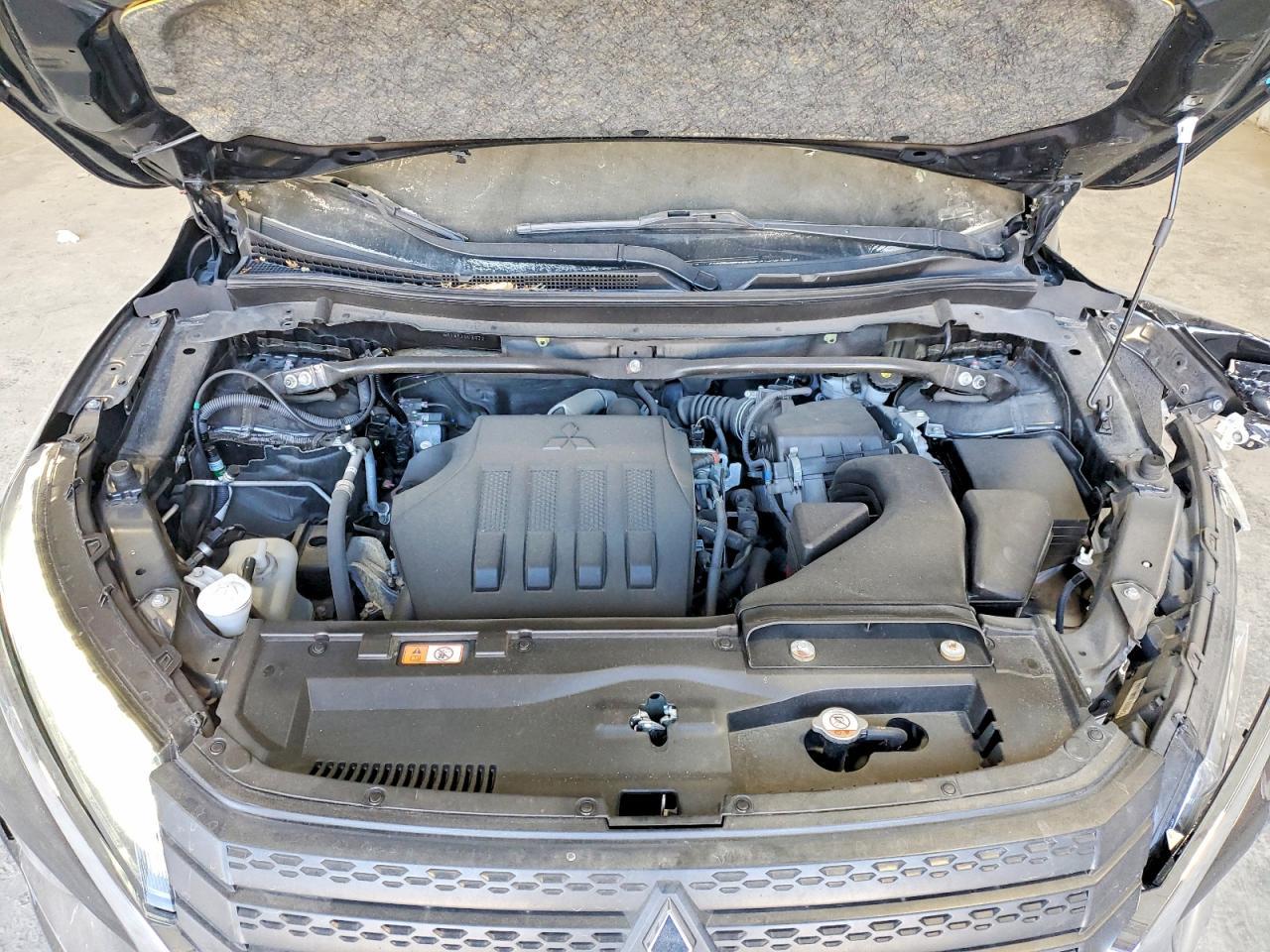 2023 Mitsubishi Eclipse Cross Le - zdjęcie 12