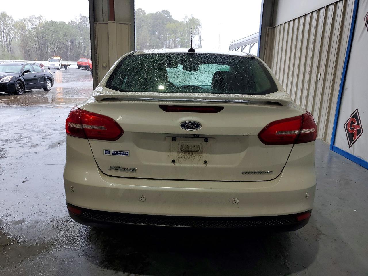 2018 Ford Focus Titanium - zdjęcie 6