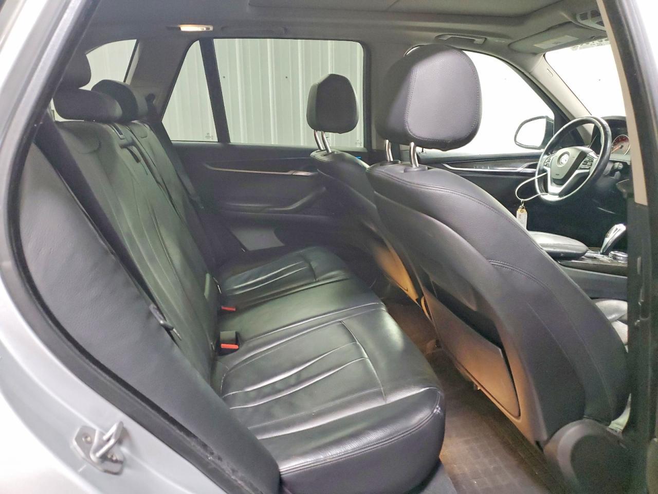 2015 BMW X5 xDrive35I - zdjęcie 10