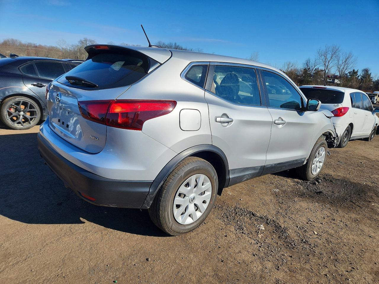 2019 Nissan Rogue Sport S - zdjęcie 3