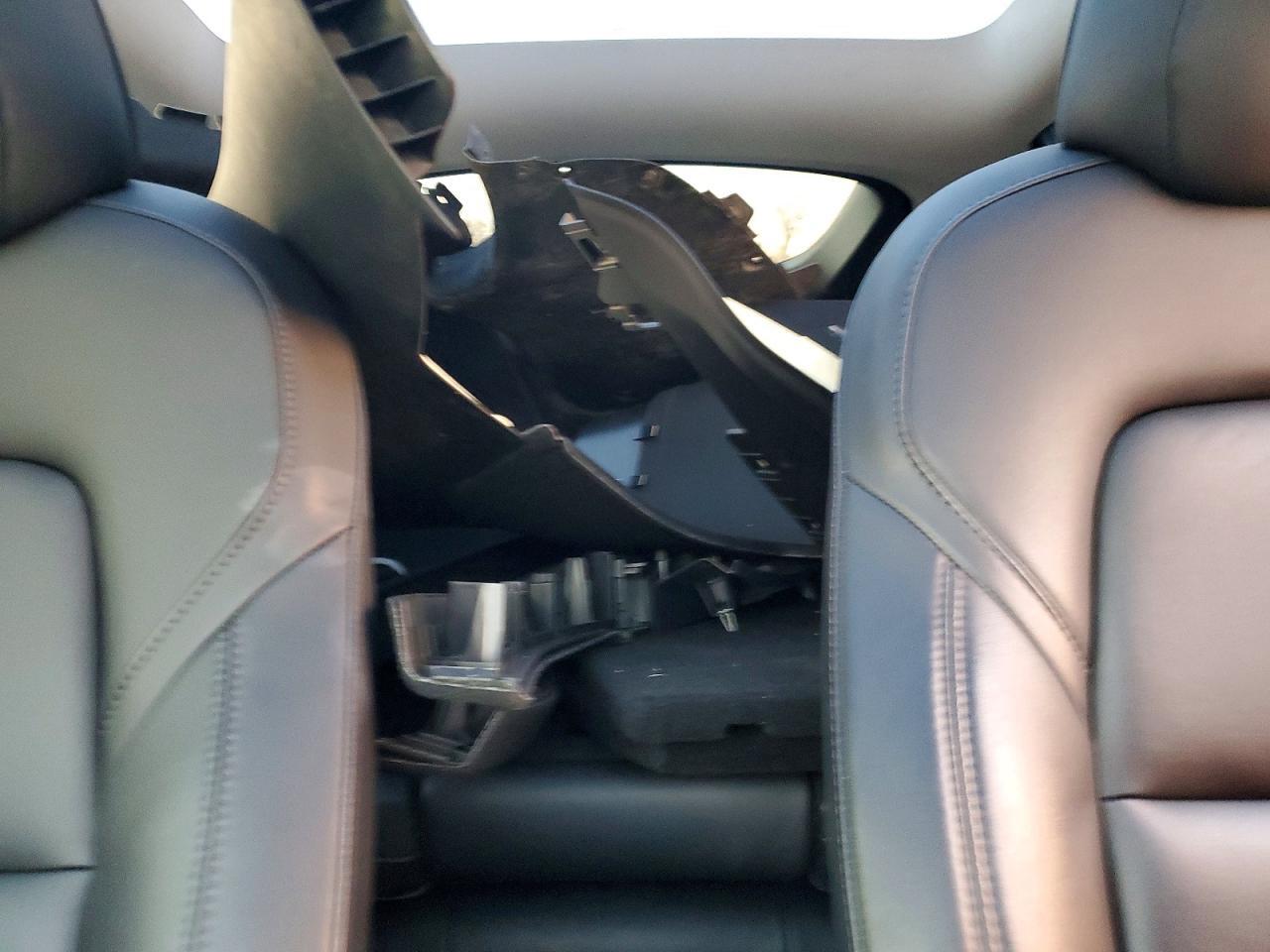 2021 Tesla Model Y - zdjęcie 10