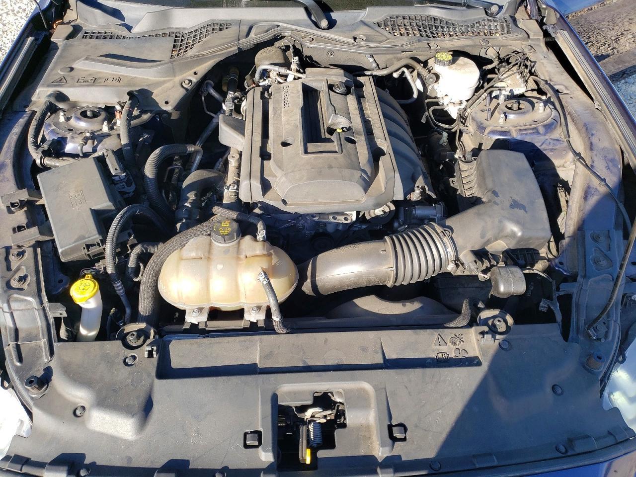 2019 Ford Mustang - zdjęcie 11