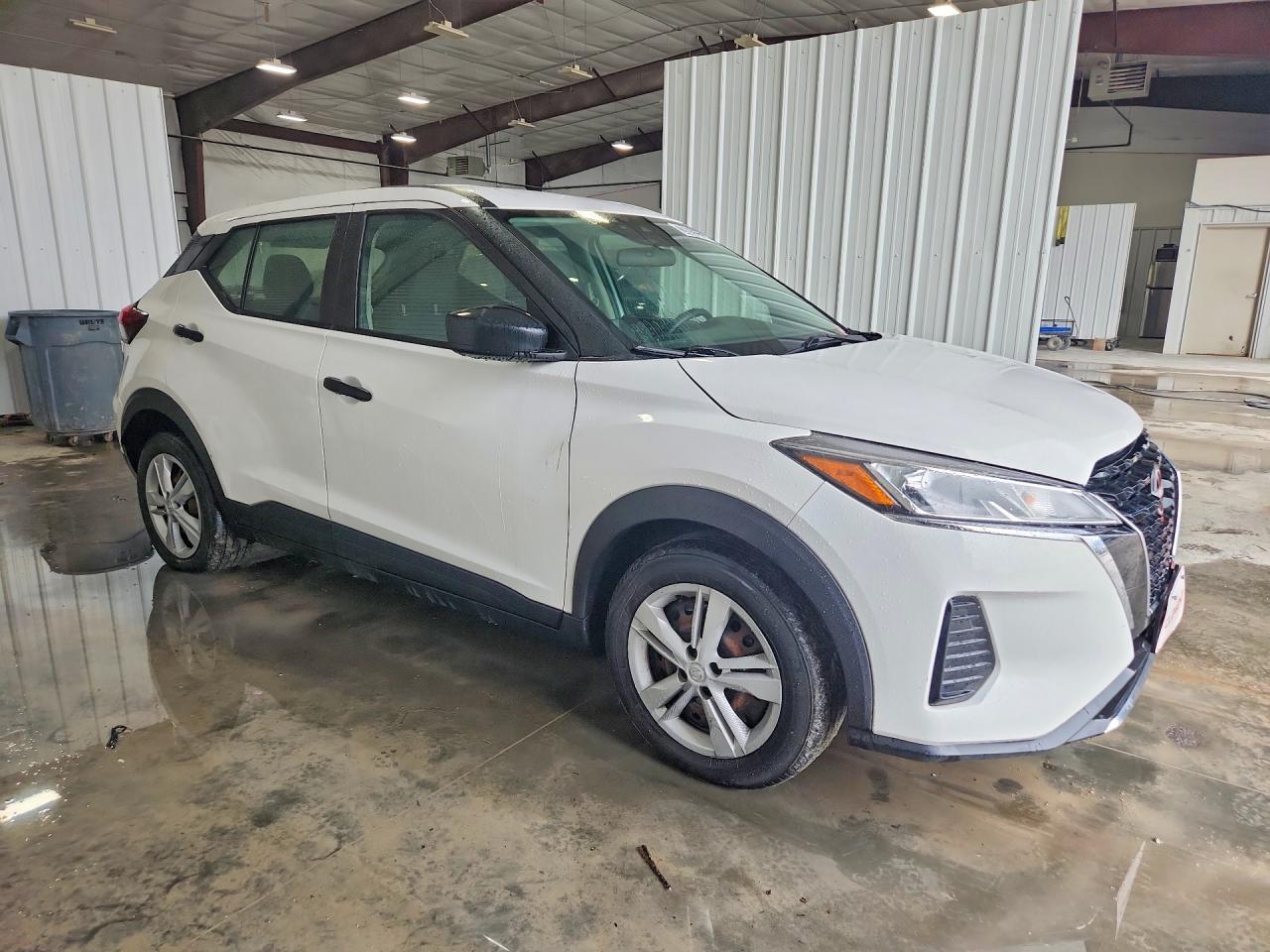 2022 Nissan Kicks S - zdjęcie 4