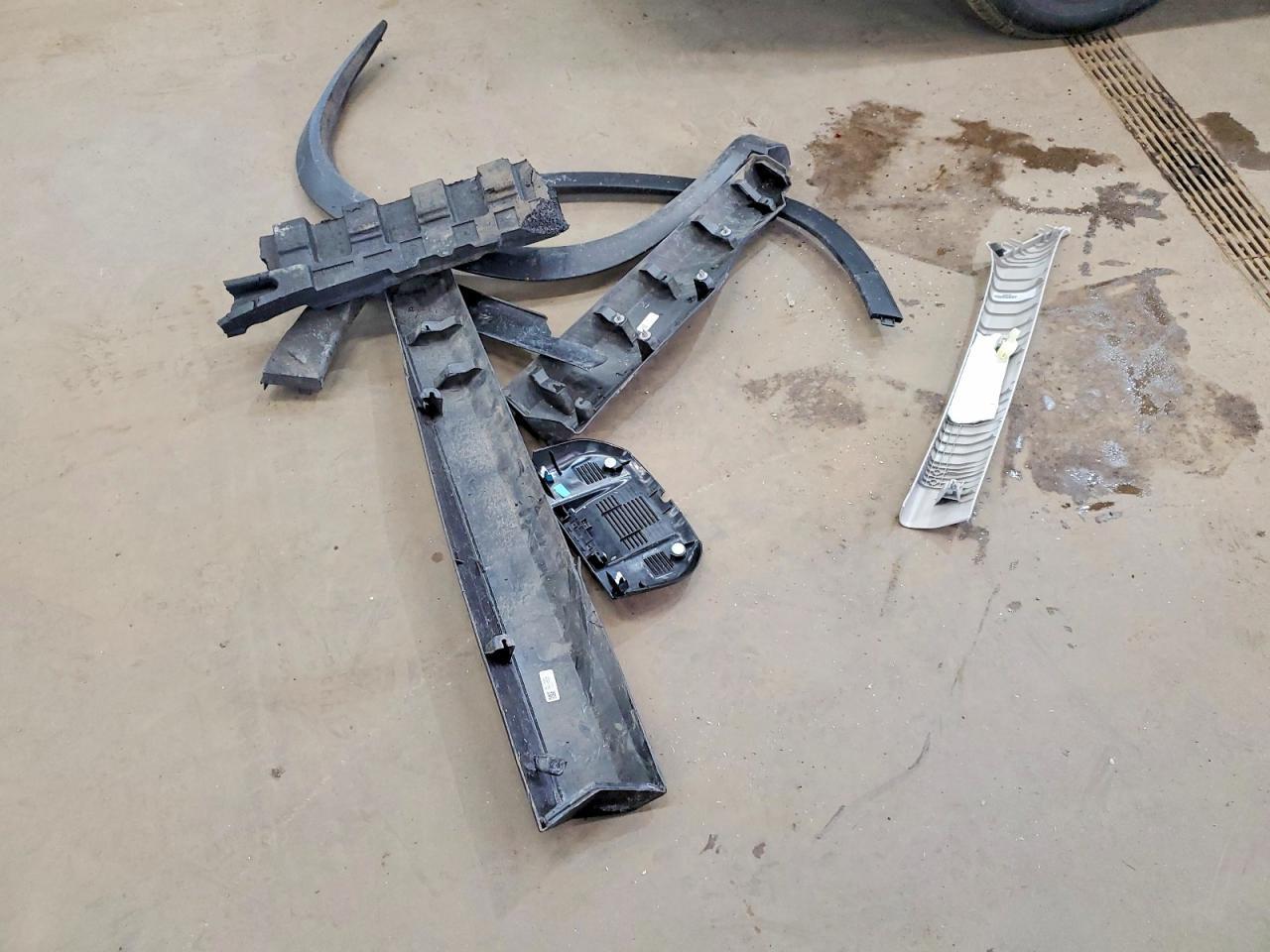 2025 Nissan Rogue Sv - zdjęcie 13