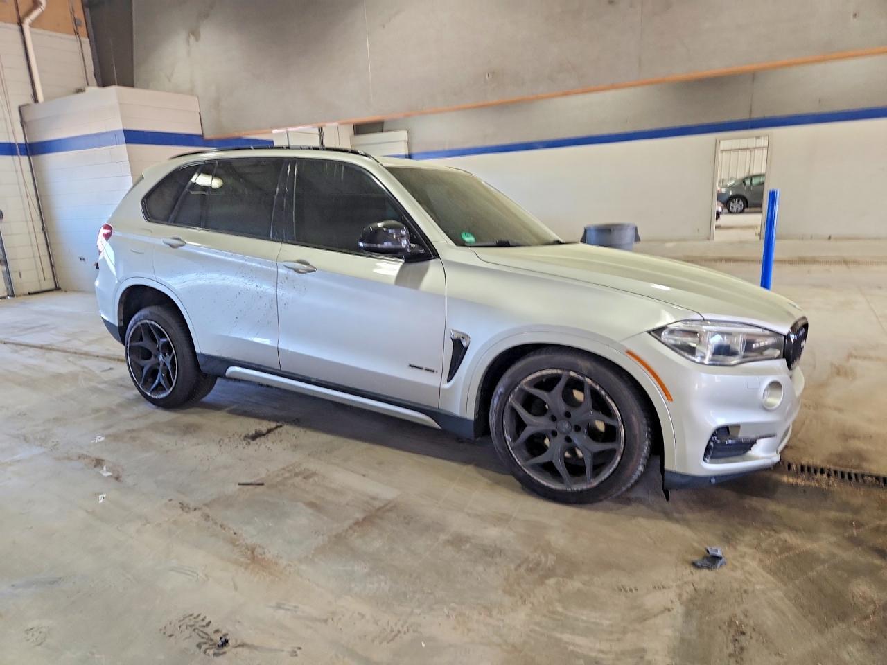 2015 BMW X5 xDrive35I - zdjęcie 4