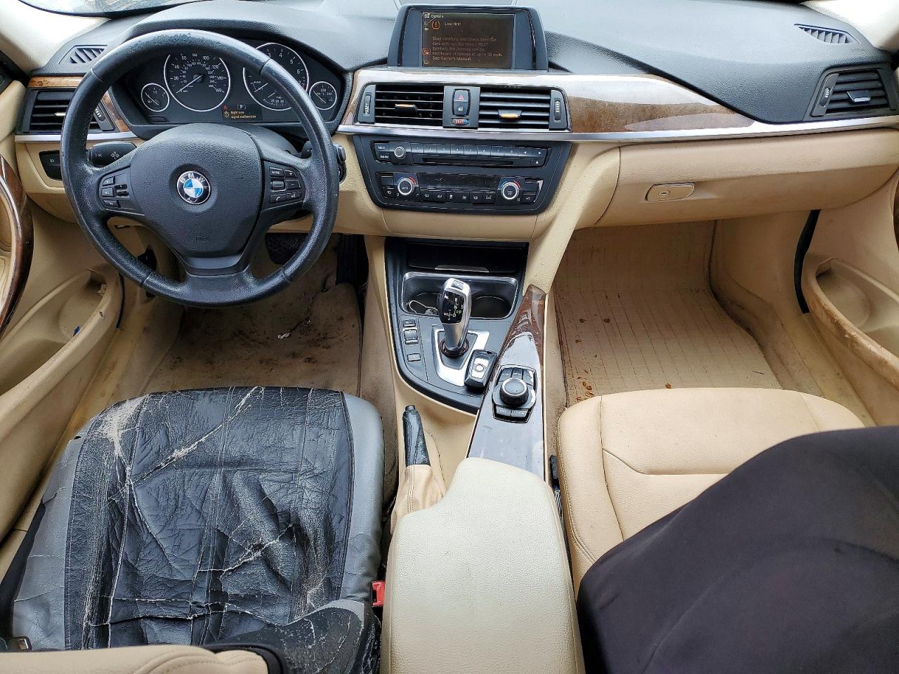 2013 BMW 320 I - zdjęcie 8