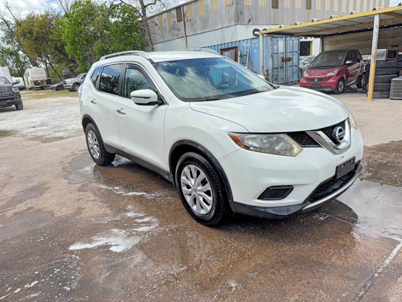 2016 Nissan Rogue S - zdjęcie główne