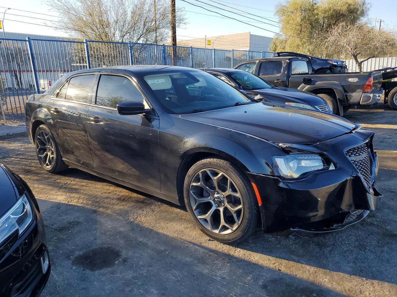 2018 Chrysler 300 Touring - zdjęcie 4