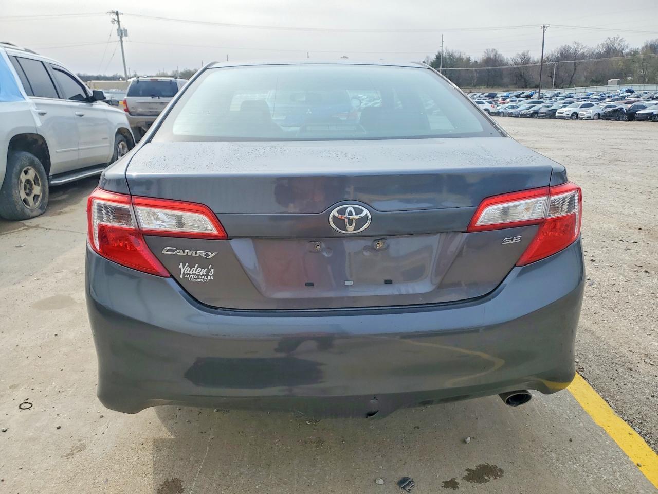 2014 Toyota Camry Se - zdjęcie 6