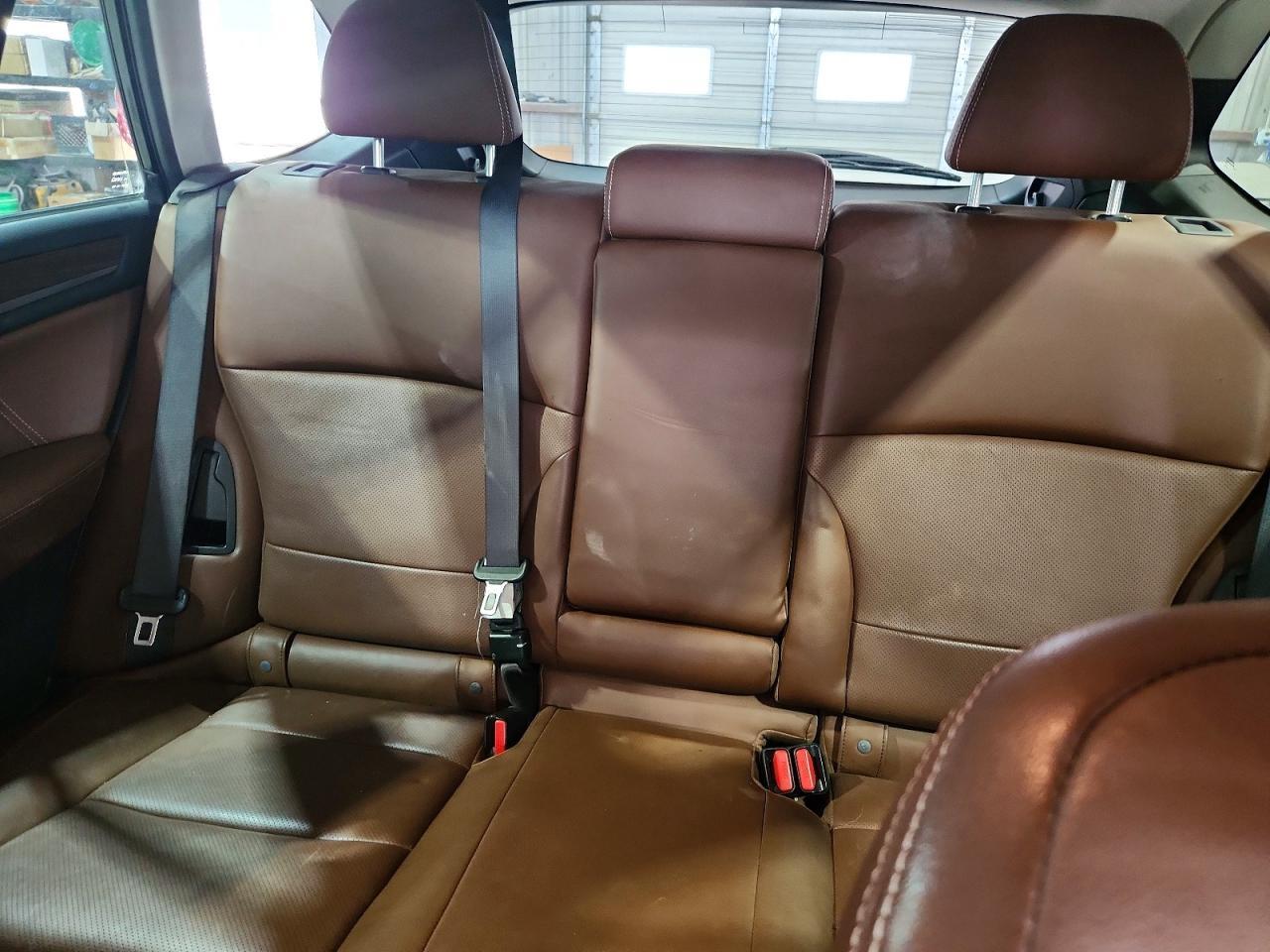 2017 Subaru Outback Touring - zdjęcie 10