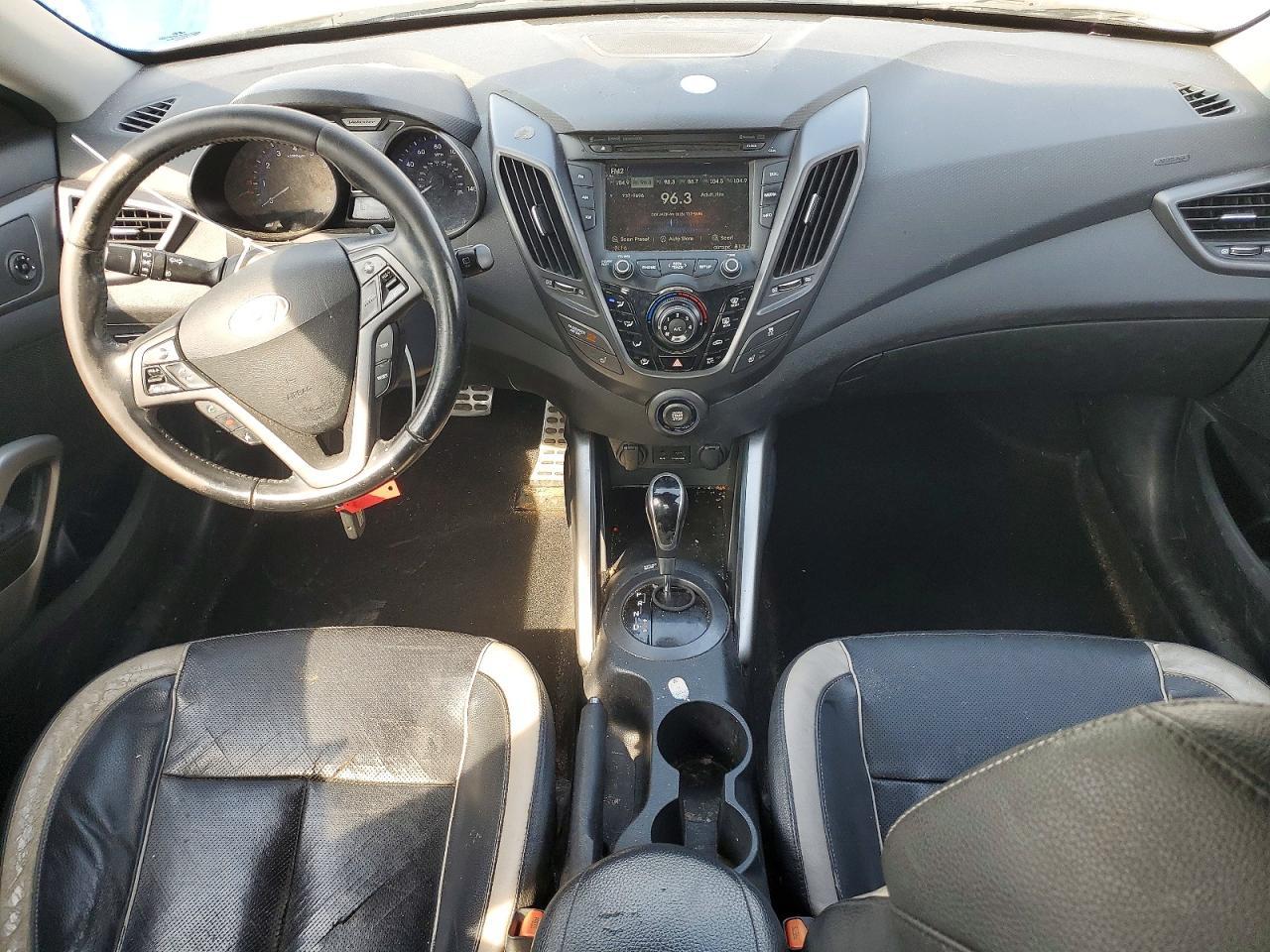 2015 Hyundai Veloster Turbo - zdjęcie 8