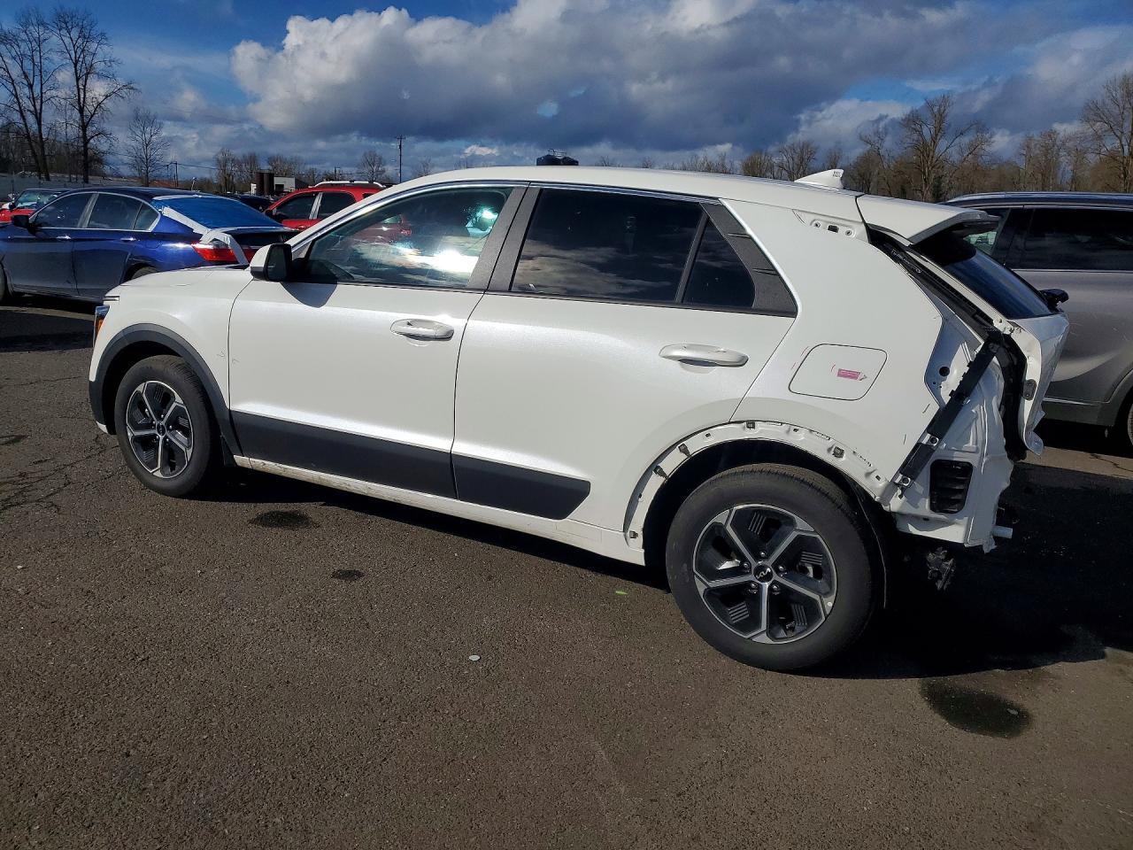 2025 Kia Niro Lx - zdjęcie 2