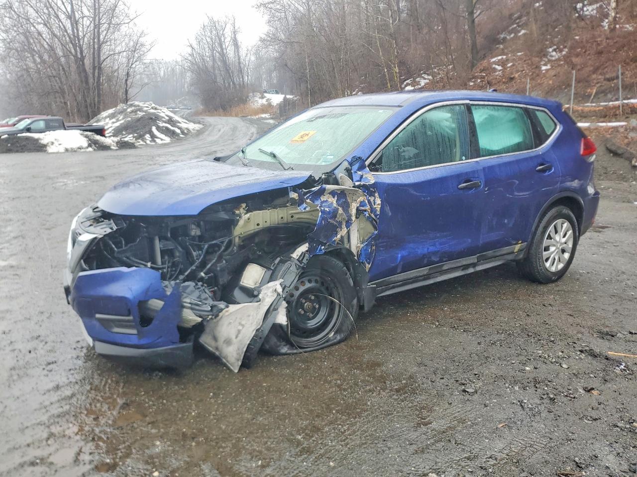 2019 Nissan Rogue S - zdjęcie główne