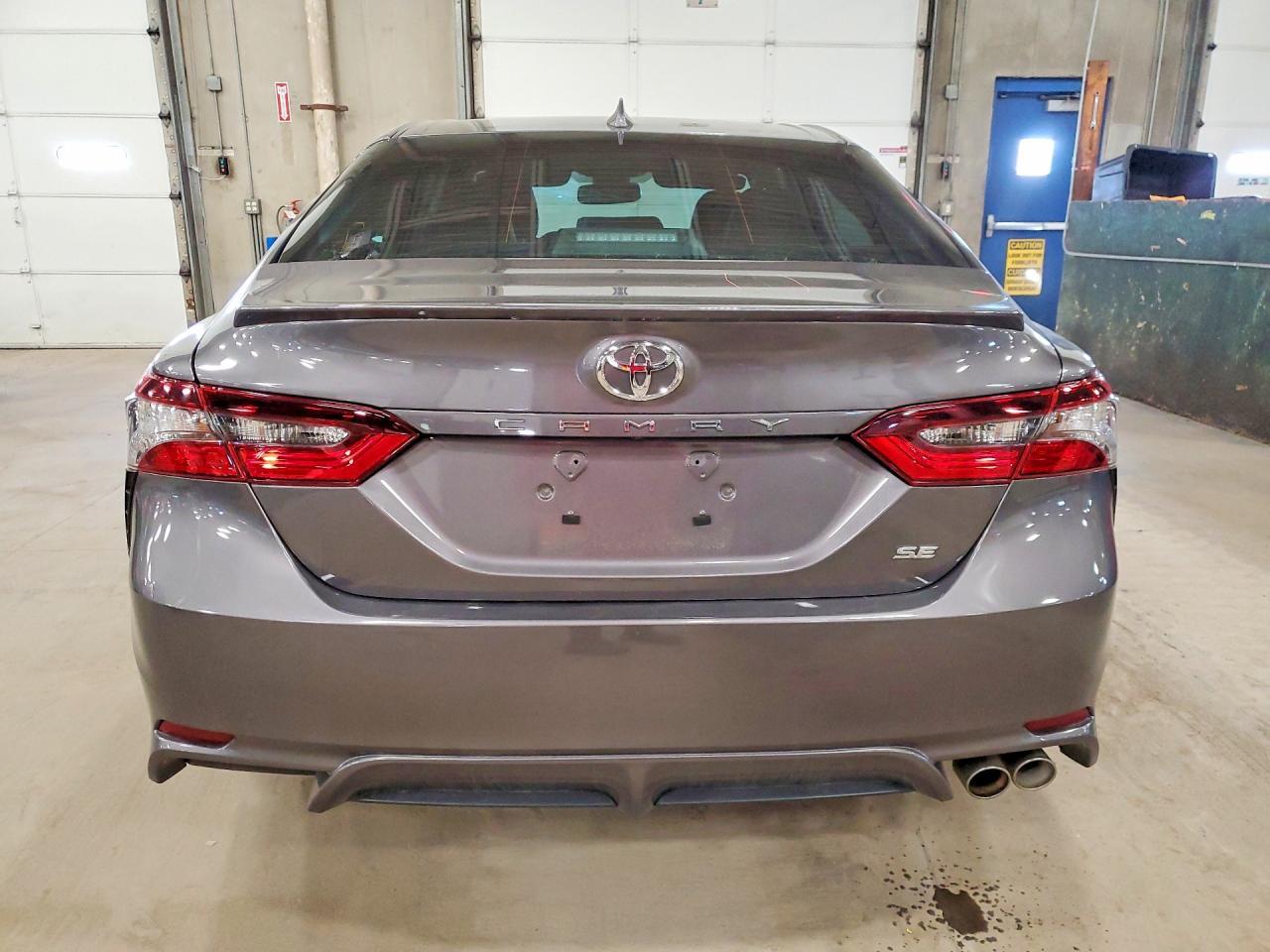 2022 Toyota Camry Se - zdjęcie 6