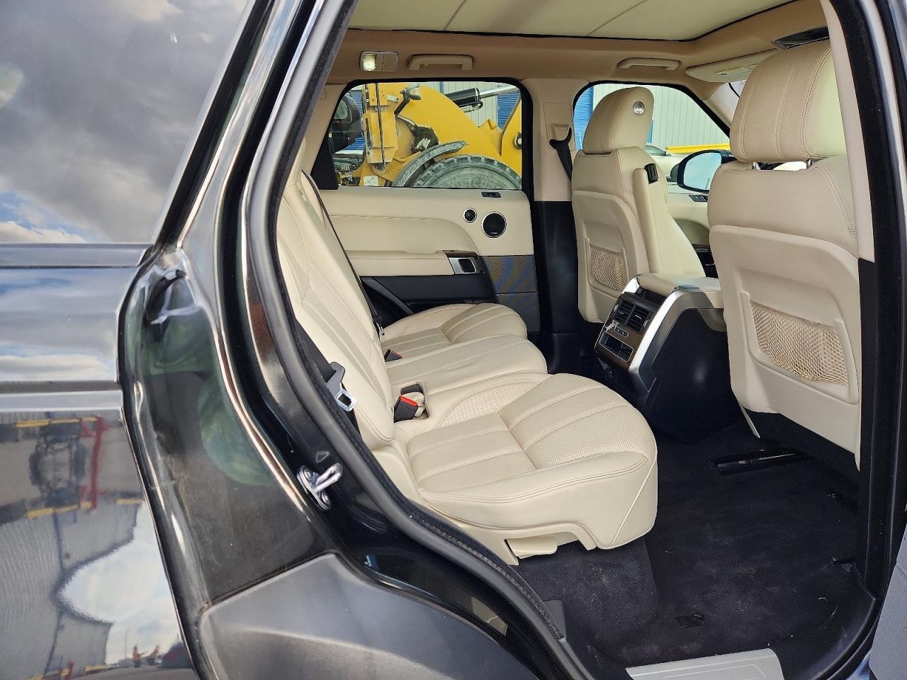 2017 Land Rover Range Rover Sport Hse - zdjęcie 11