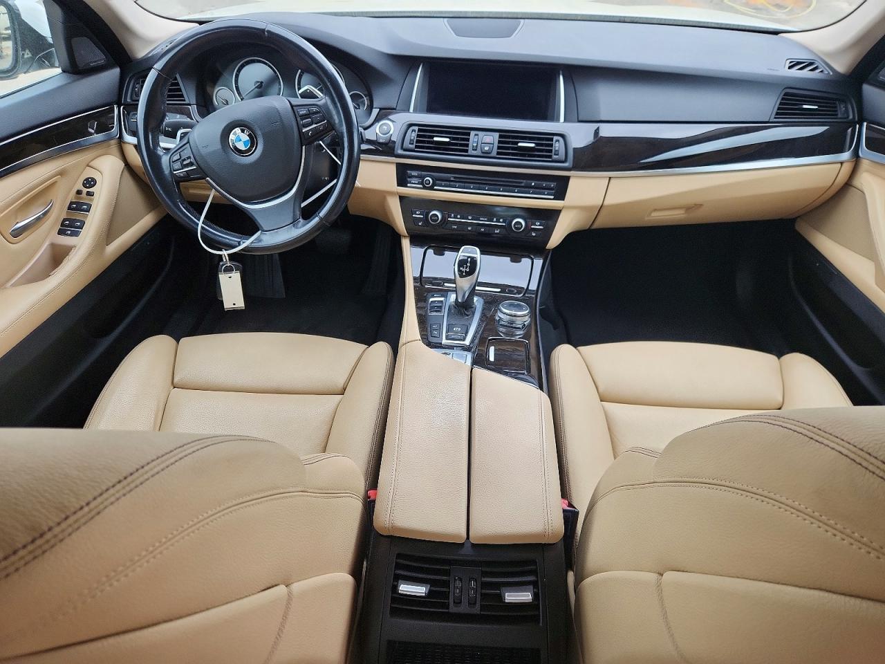 2016 BMW 528 I - zdjęcie 8