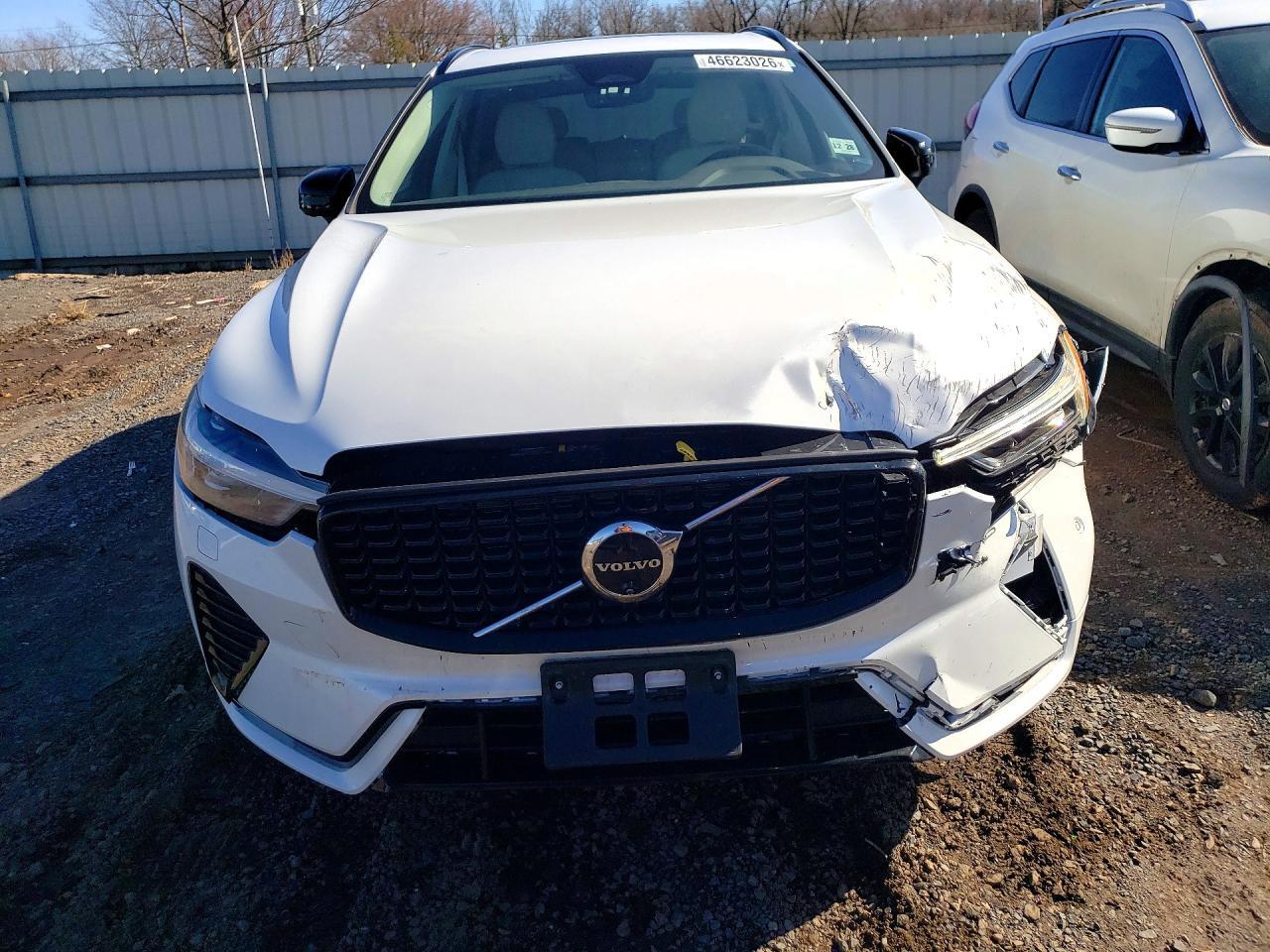 2024 Volvo Xc60 Plus - zdjęcie 5