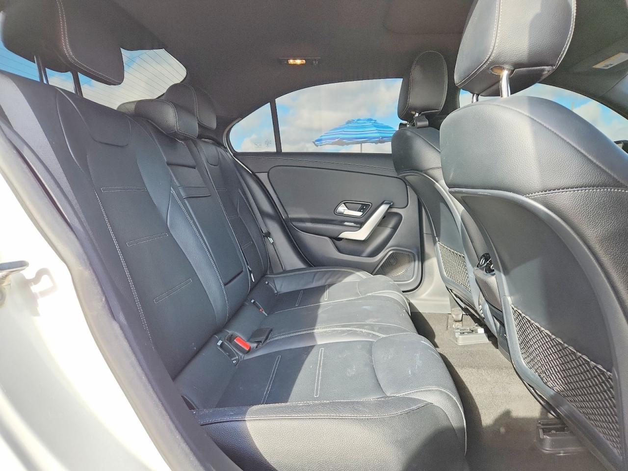 2021 Mercedes-Benz A 220 - zdjęcie 10