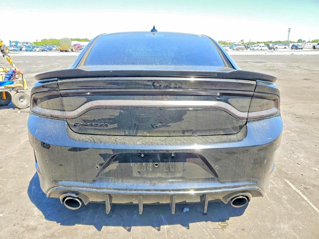 2020 Dodge Charger Scat Pack - zdjęcie 6