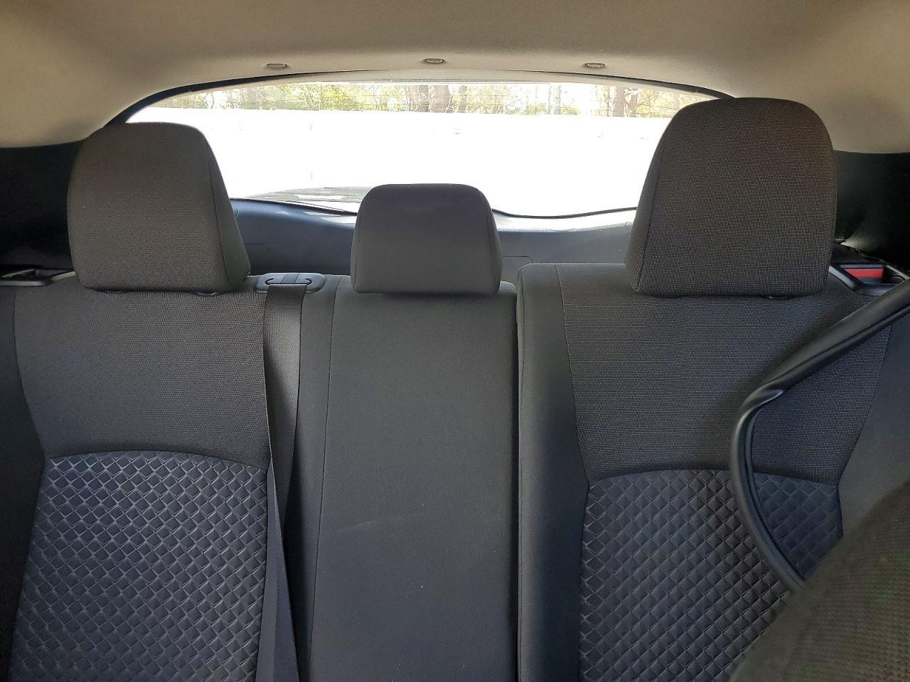 2021 Toyota C-Hr Le - zdjęcie 10