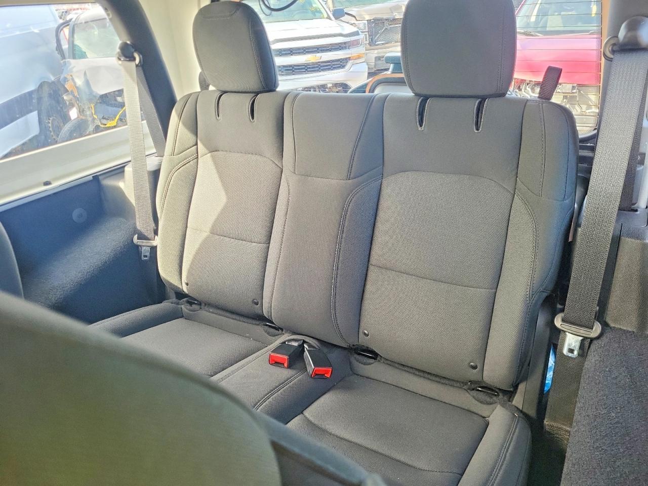 2019 Jeep Wrangler Sport 4Wd - zdjęcie 11