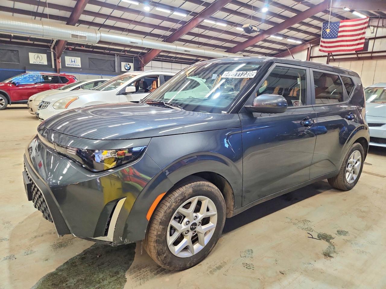 2025 Kia Soul Lx - zdjęcie główne