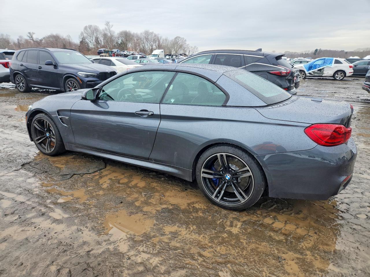2018 BMW M4 - zdjęcie 2