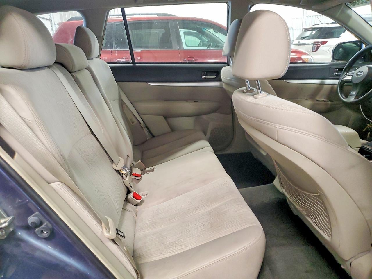 2014 Subaru Outback 2.5I - zdjęcie 11