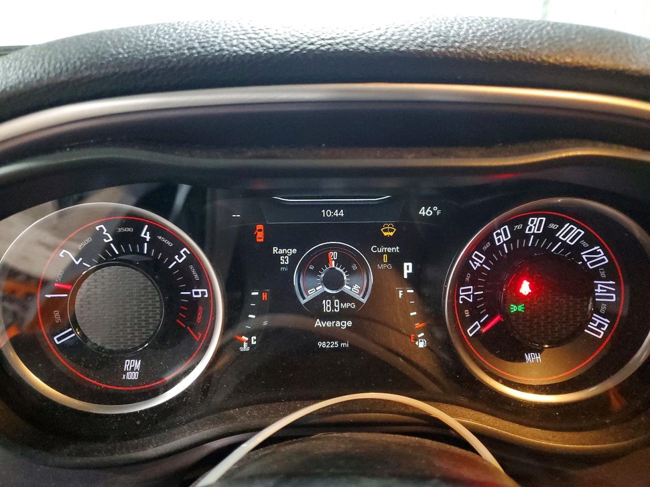 2019 Dodge Challenger Sxt - zdjęcie 9