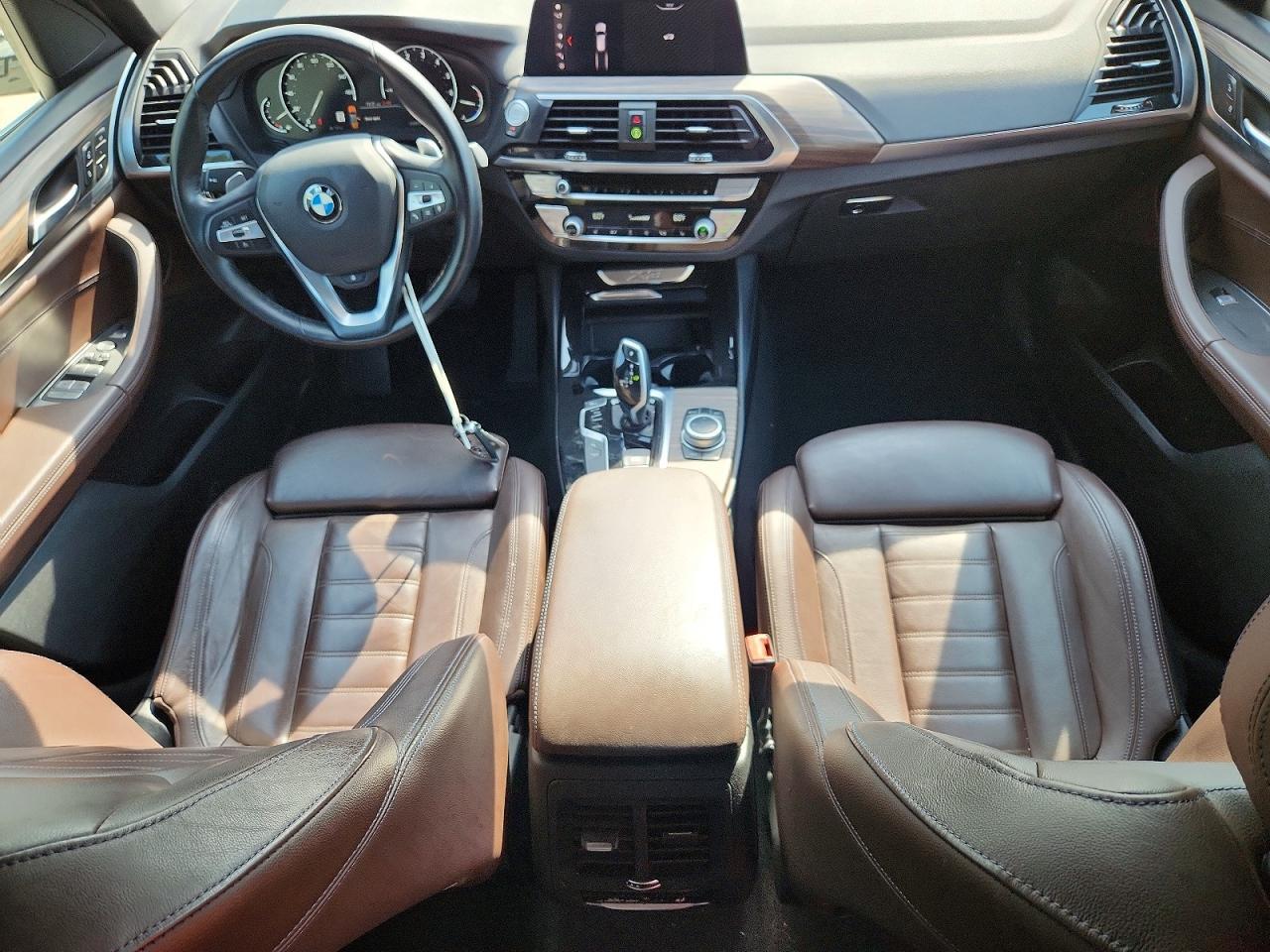 2020 BMW X3 xDrive30I - zdjęcie 8