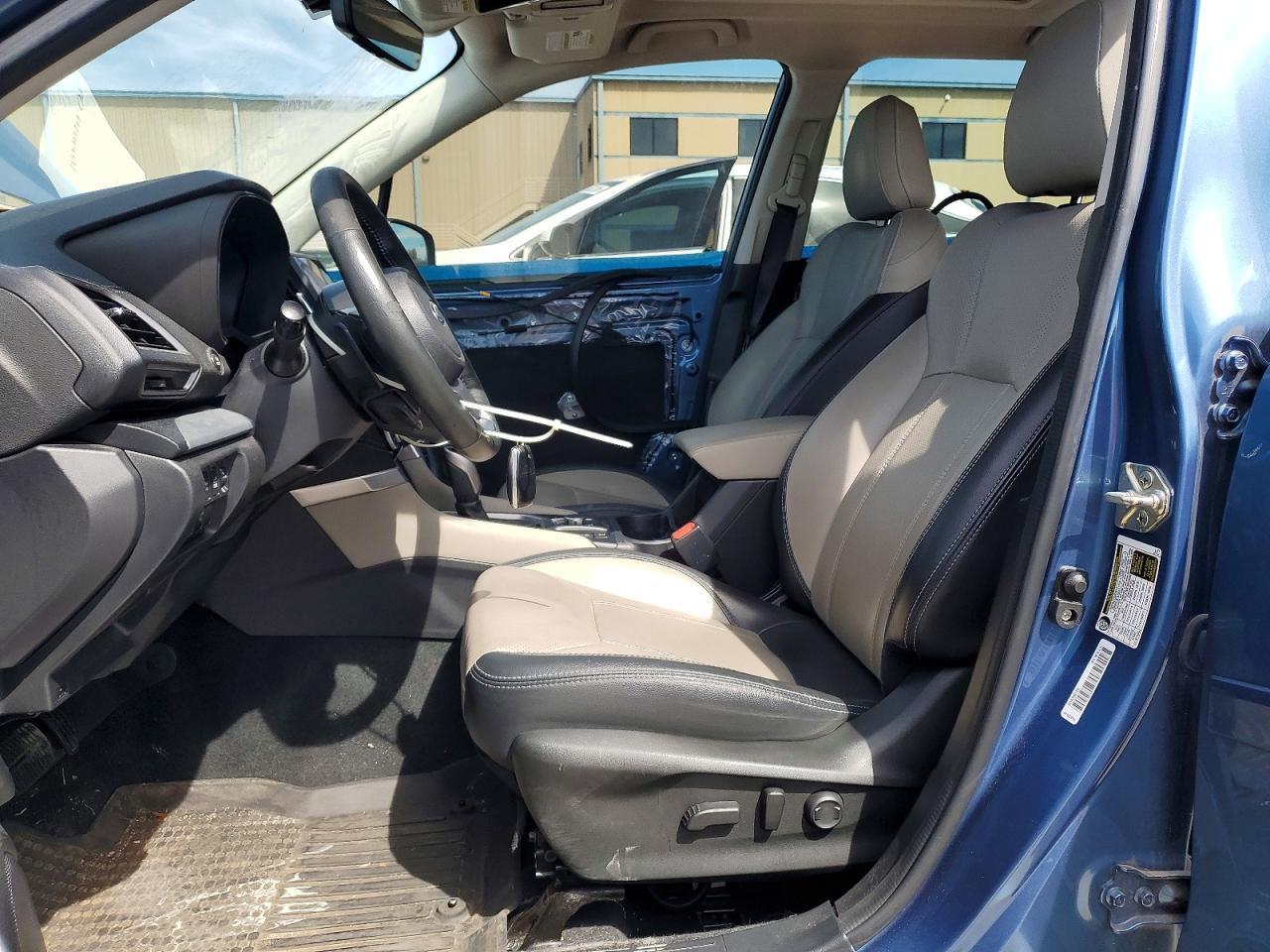 2021 Subaru Forester Limited - zdjęcie 7
