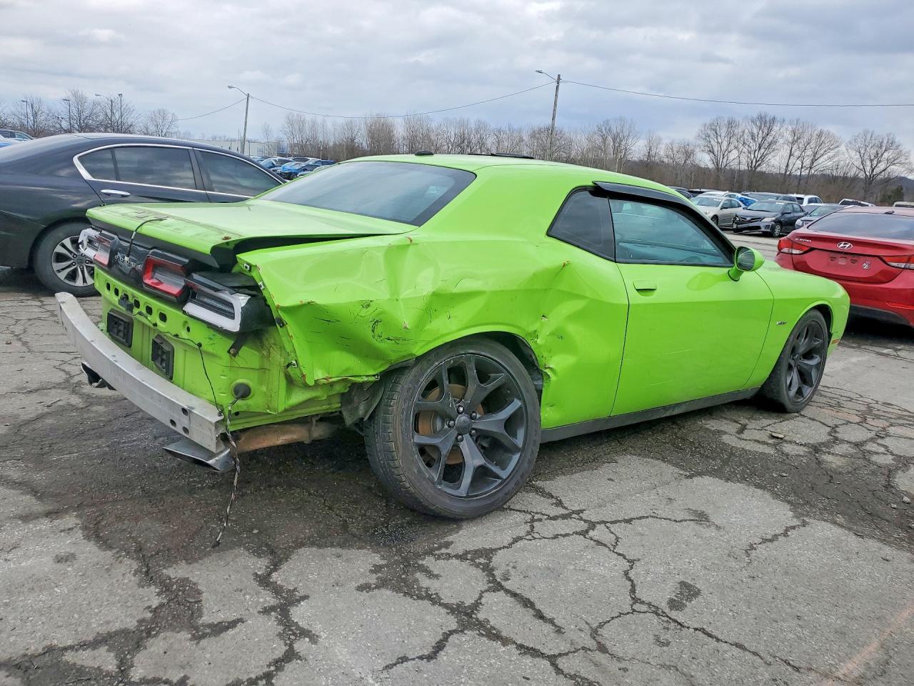 2015 Dodge Challenger Sxt - zdjęcie 3