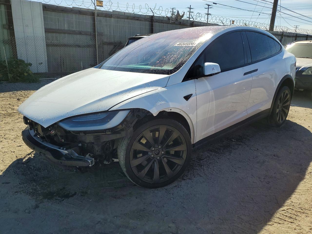 2022 Tesla Model X - zdjęcie główne