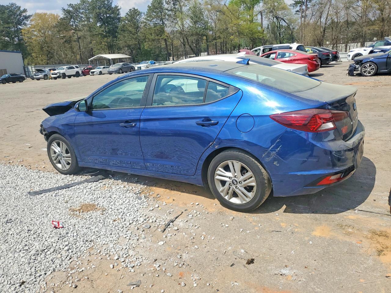 2020 Hyundai Elantra Sel - zdjęcie 2