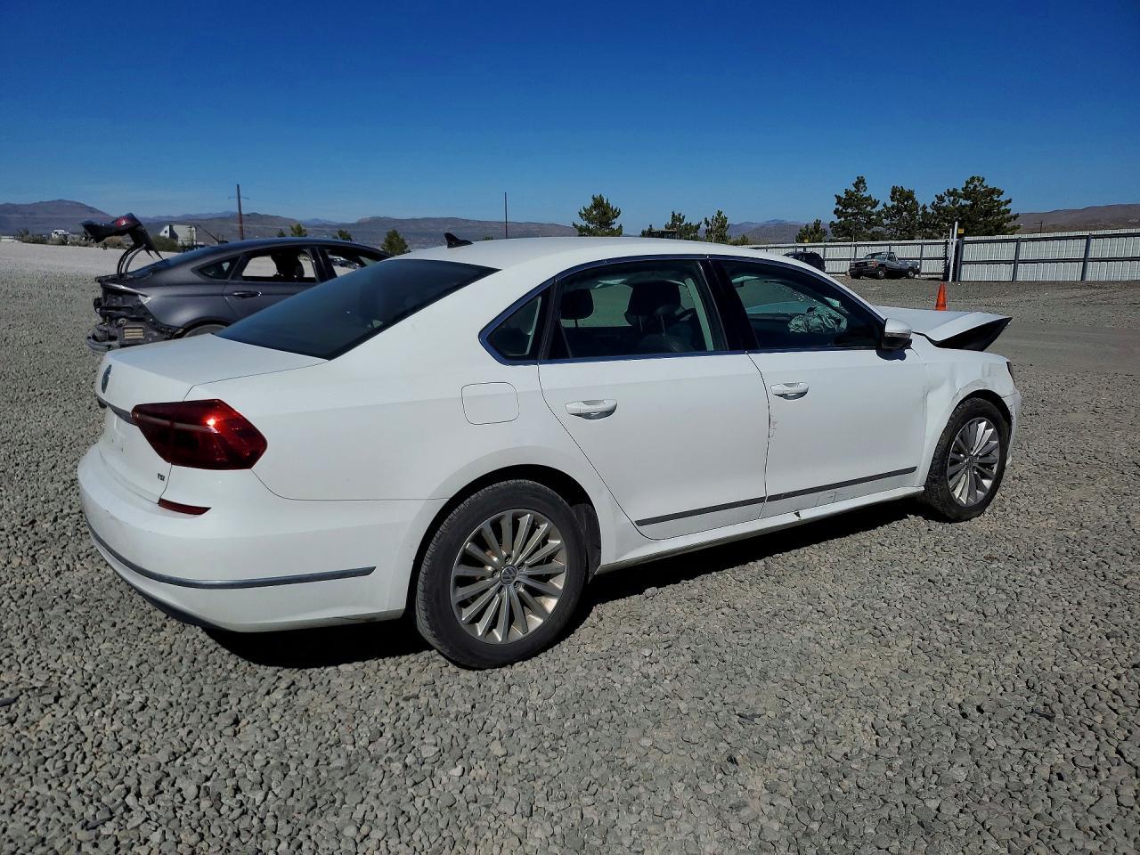 2017 Volkswagen Passat Se - zdjęcie 3