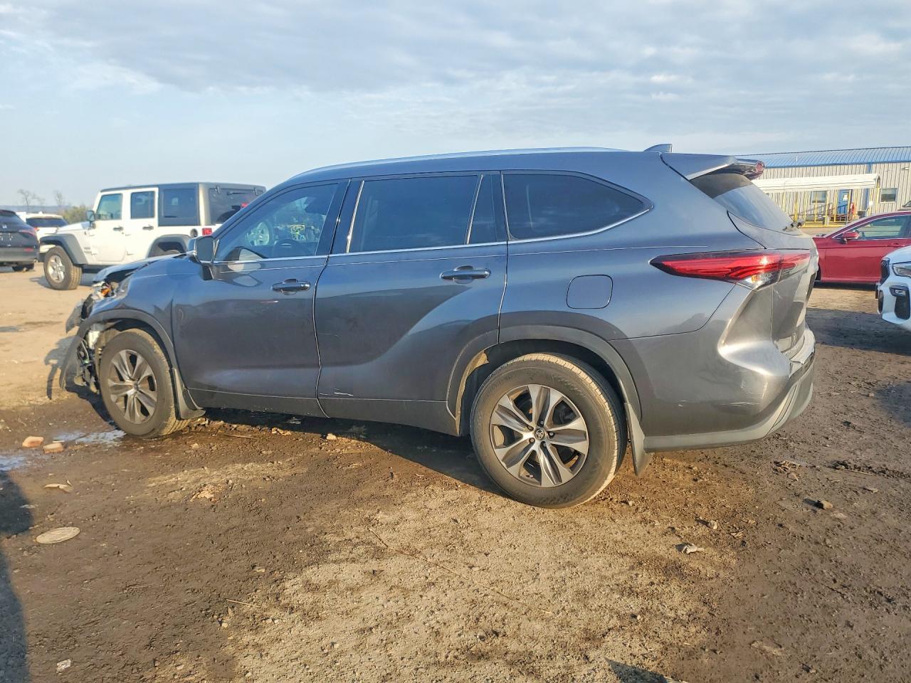 2020 Toyota Highlander Xle - zdjęcie 2