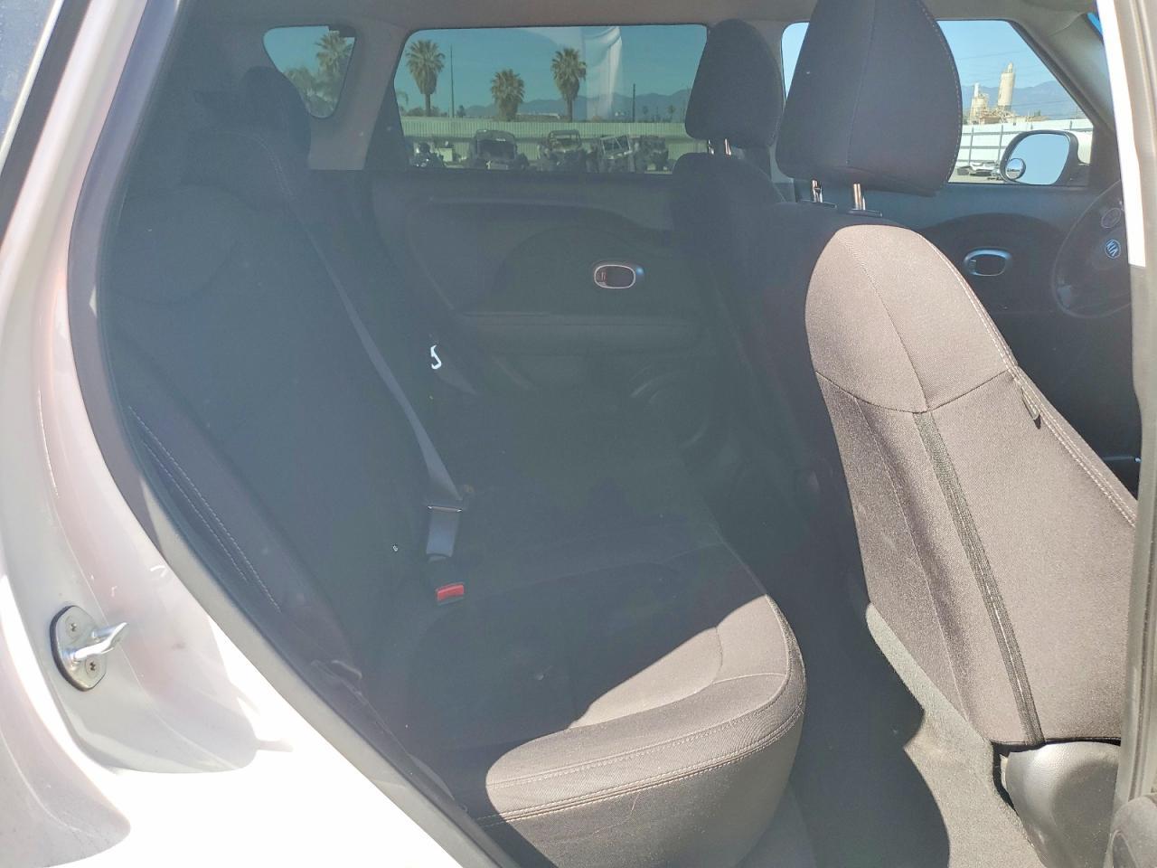 2019 Kia Soul Base - zdjęcie 10