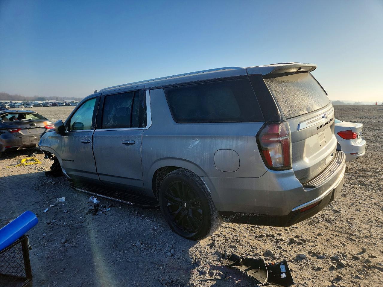 2023 Chevrolet Suburban K1500 Ls - zdjęcie 2