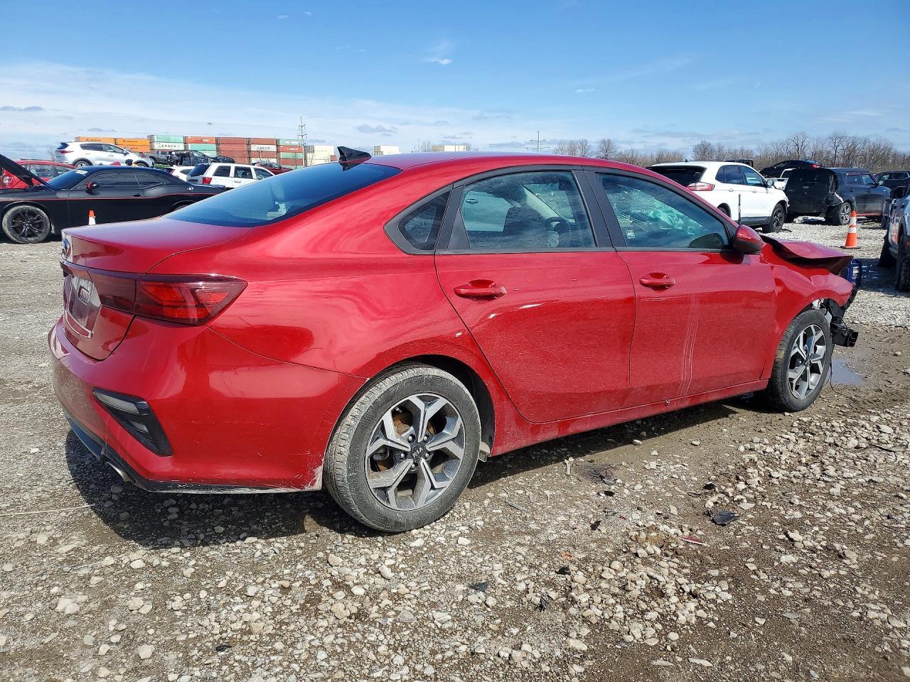 2021 Kia Forte Lxs - zdjęcie 3