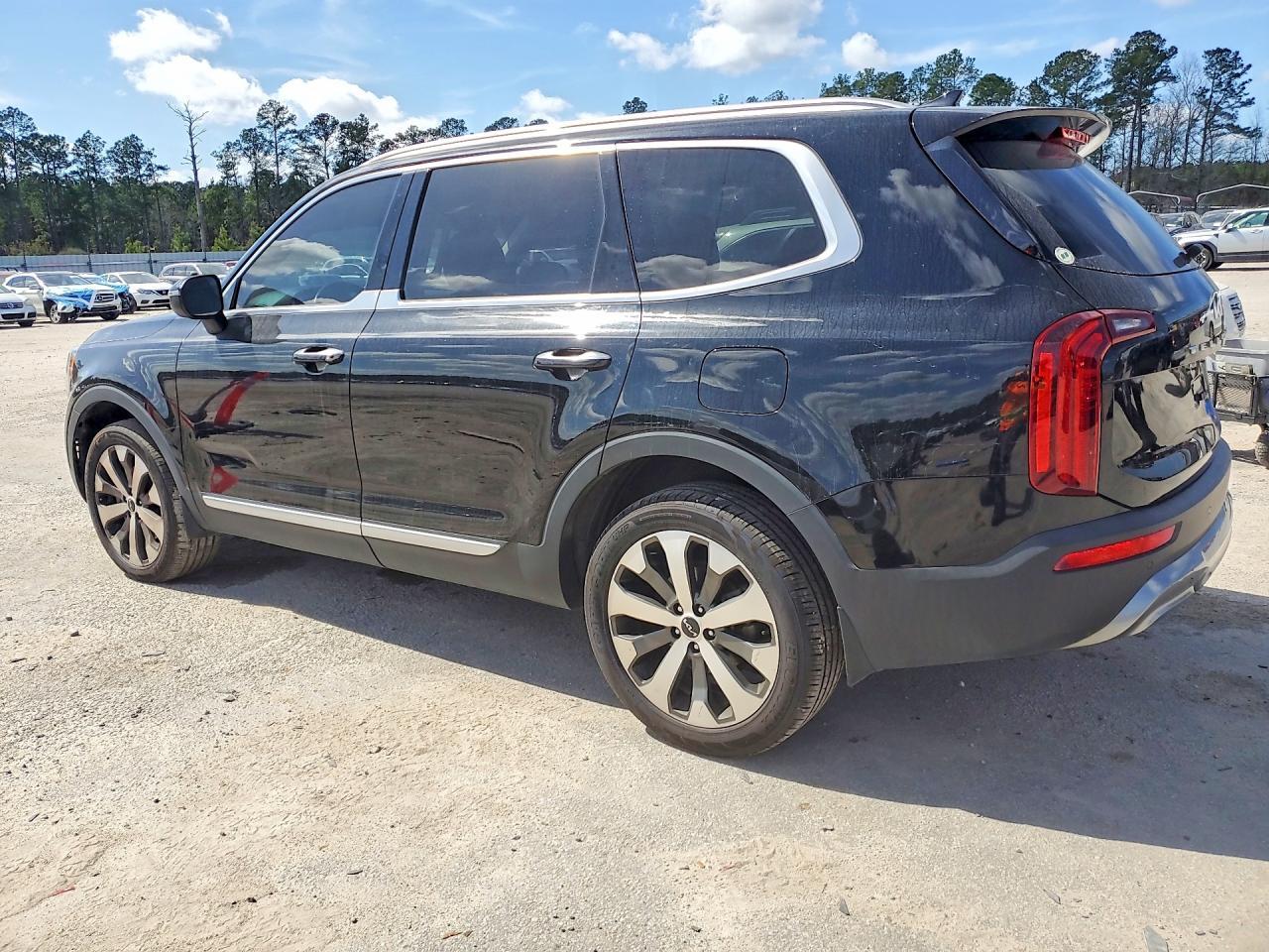 2022 Kia Telluride S - zdjęcie 2